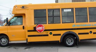 Minibus scolaire de luxe